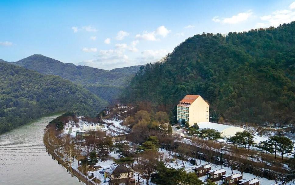 Cheongpyeong Family Hotel Gapyeong Exteriör bild